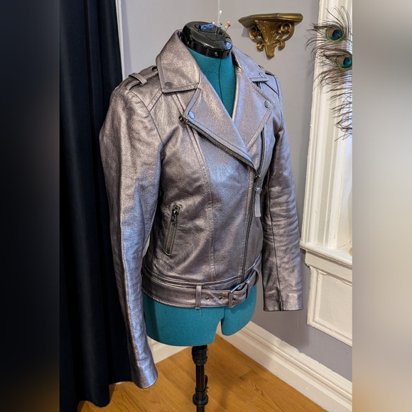 Mackage pewter metallic genuine lamb leather biker jacket, XXS/XS - Picture 3 of 12